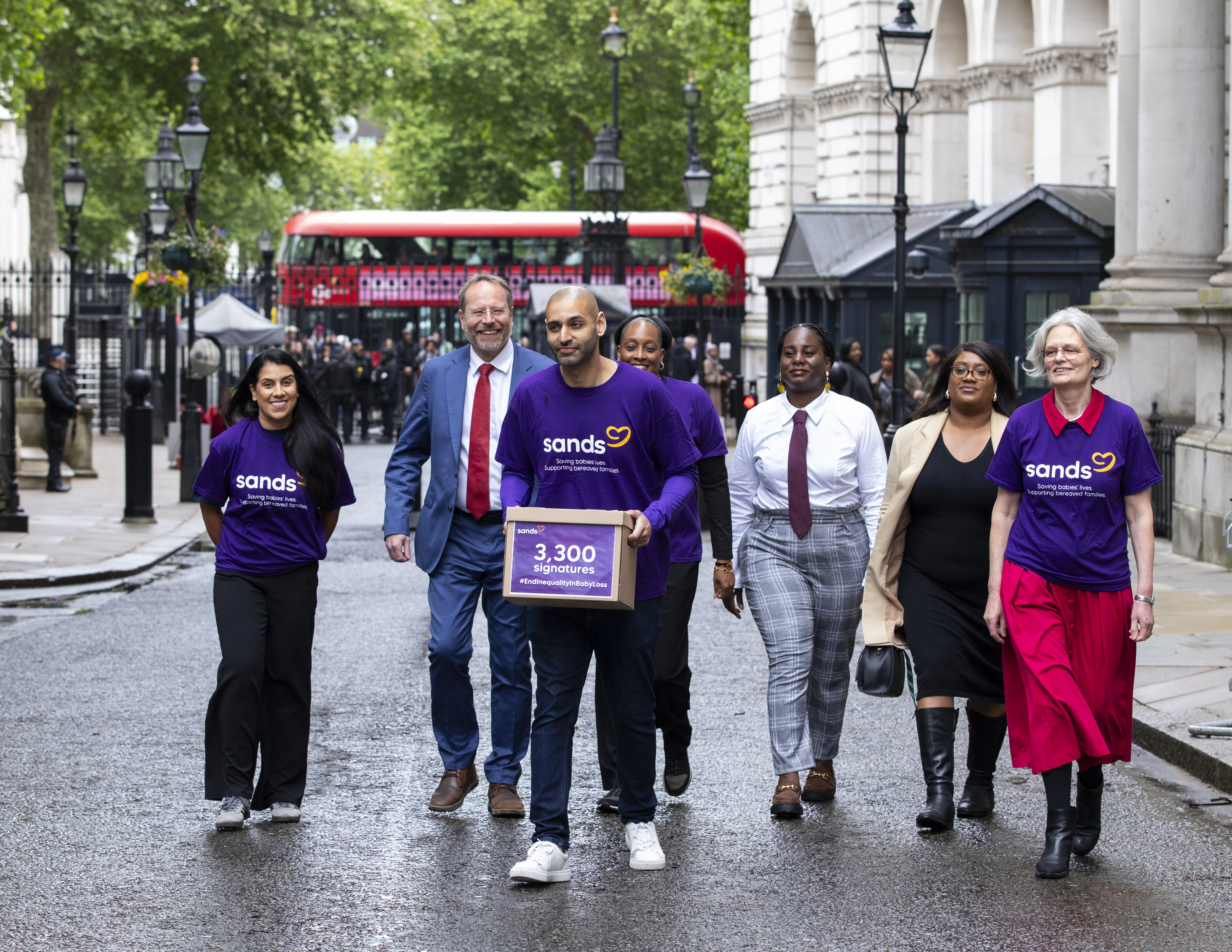 Sands End Inequalities in Baby Loss campaign (l-r Sands CEO Clea Harmer, bereaved parents Raj Chagger, Rachel Burrell, Bhavna Bhargava and Alicia Burnett, founder of Black Baby Loss Awareness Week)