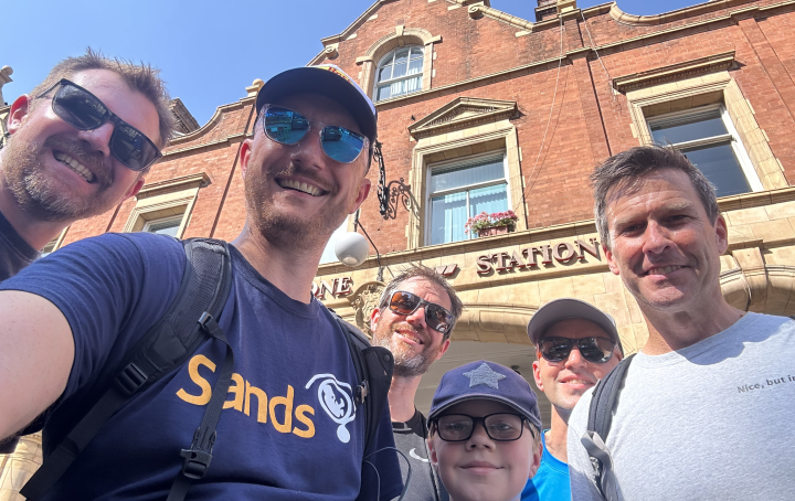 Group selfie, team walking challenge 